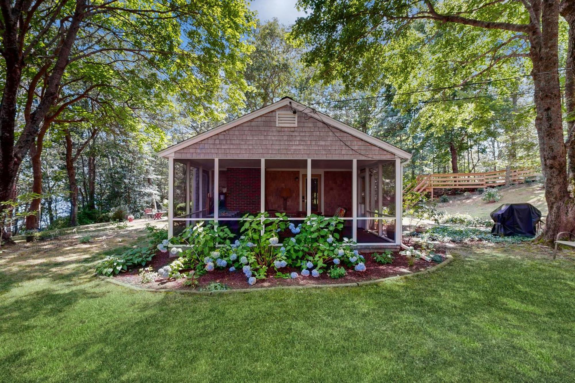 Pickerel Cove Cottage Mashpee Exterior photo